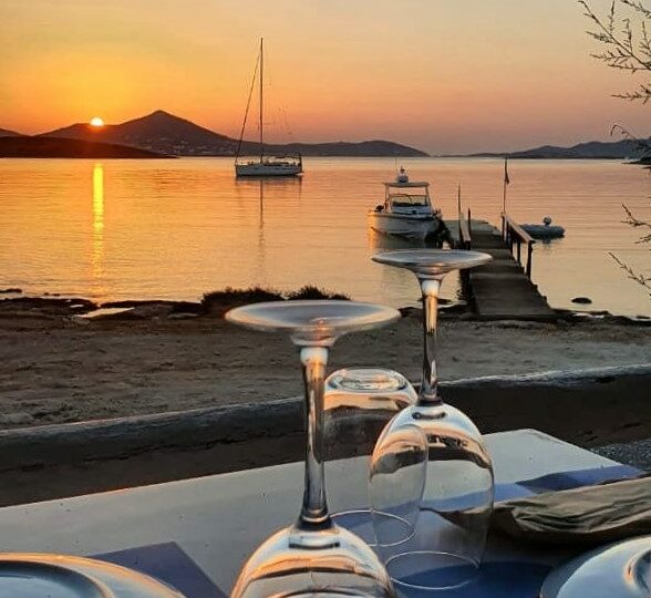 sunset flisvos sport club naxos seasecret boat trips griechenland paros naxos dinner lunch urlaub ferien sommer romantisch
