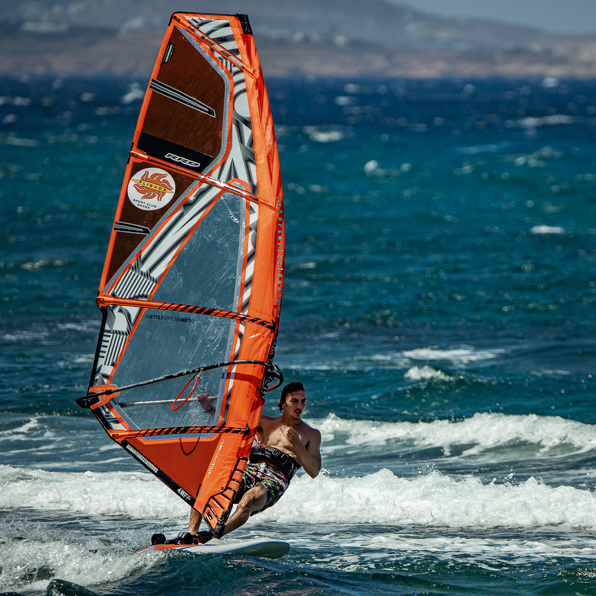 windsurfing wing Foiling at St. George Beach, Naxos, Greece flisvos sport club windsurf center wavespot vdws griekenland vakantie zomer summer neilpryde rrd roberto ricci surfcenter wavespot trendy young